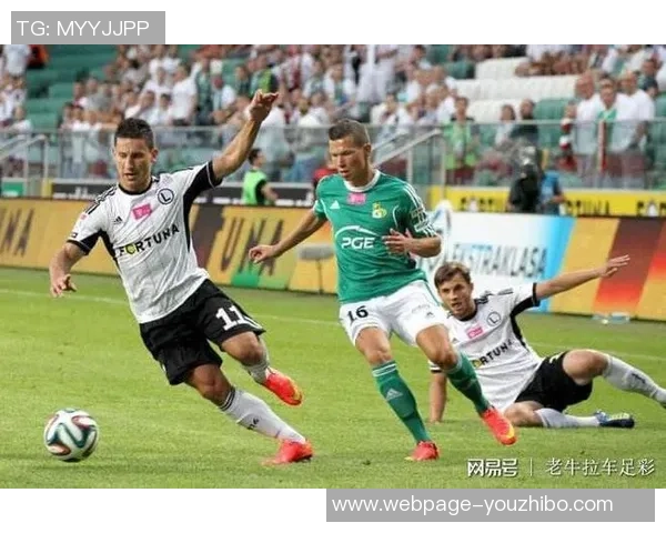 华沙军团与阿斯坦纳的激烈对决分析及赛后精彩回顾