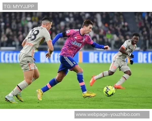 尤文图斯与巴萨激战正酣双方战术博弈引发球迷热议